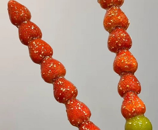 经典大串鲜草莓冰糖葫芦